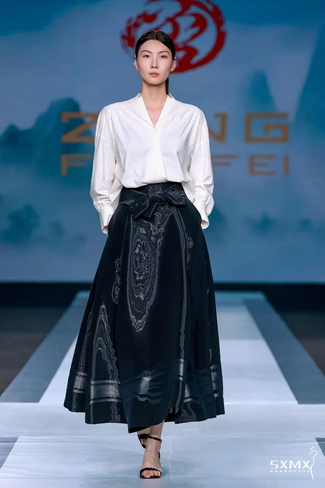 20251014/68ee0bf5c34d7.jpg 482784485.jpg