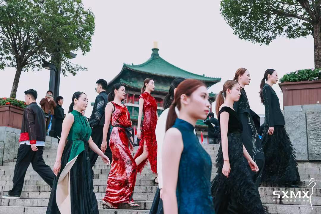 20251015/68ef4aee3b5fe.jpg 2119350859.jpg